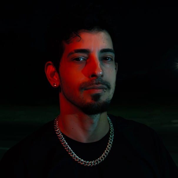 Plínio Marcos — Tatuador no Studio Vidal